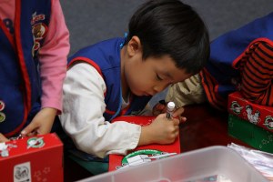 15606371677_b4a8f4caee_z