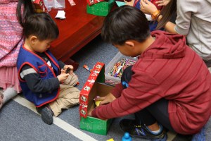 15606375417_8c4a3f8351_z